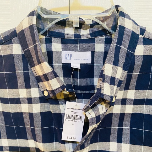 🆕NEW-GAP BLUE PLAID SHORT SLEEVE BUTTON DOWN SHIRT YOU ARE GOING TO LOVE. - Picture 6 of 7